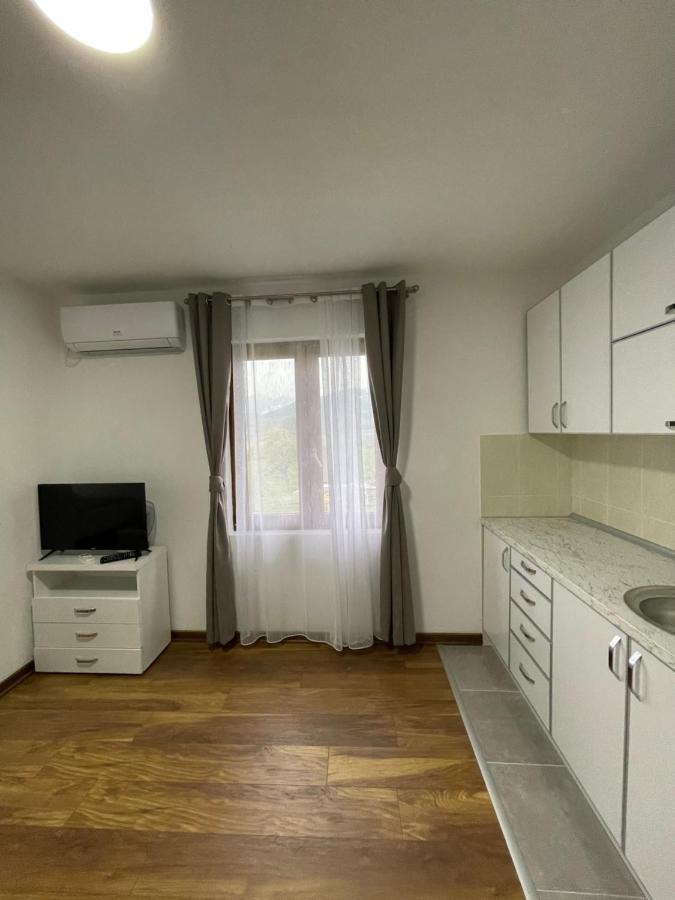 Hotel5E Plav Exterior photo