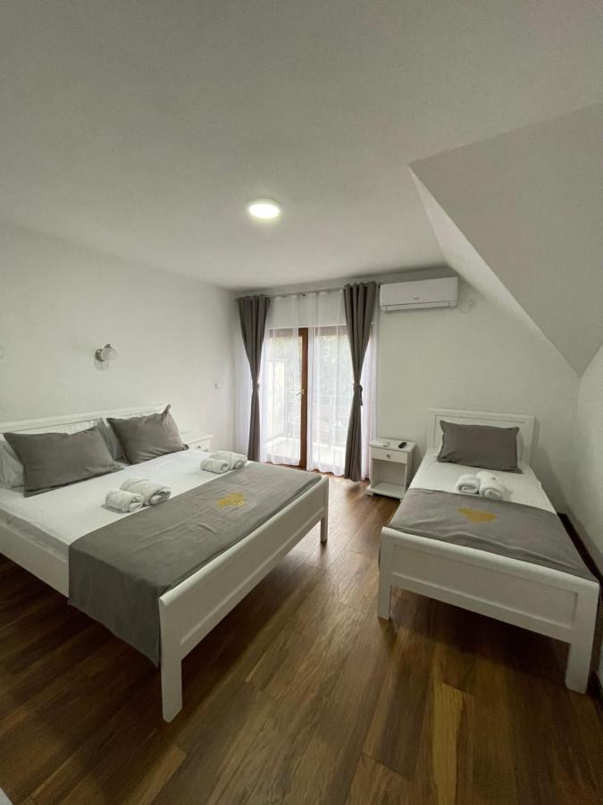 Hotel5E Plav Exterior photo